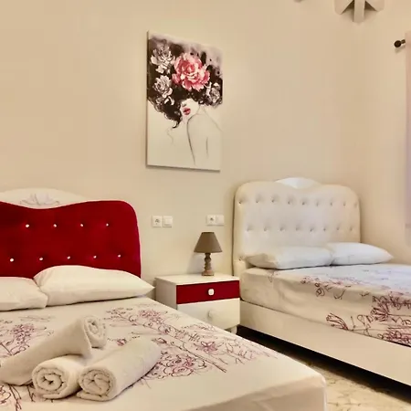 Marianna-nina Holidays Vila *