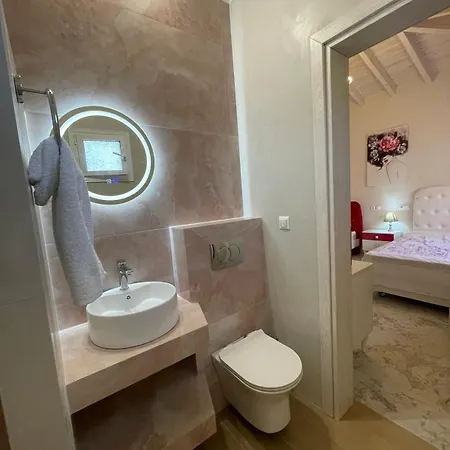 Marianna-nina Holidays Vila *