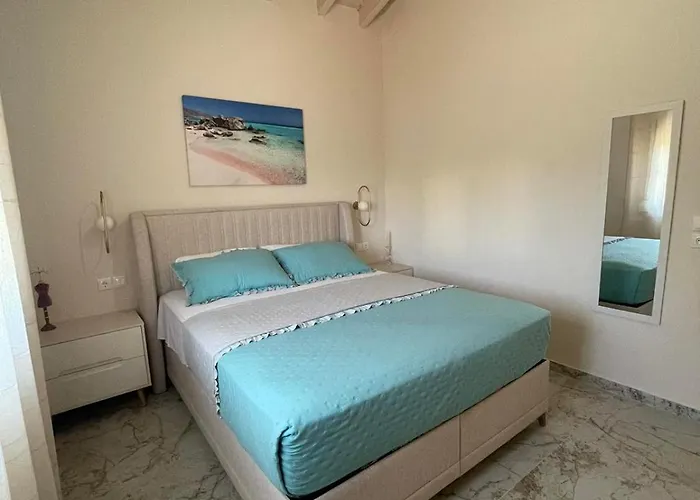 Marianna-nina Holidays * Paralia Sikias